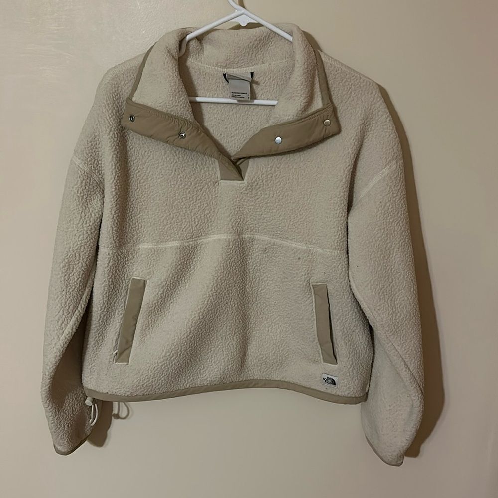 North Face Sherpa 1/4 button pullover small